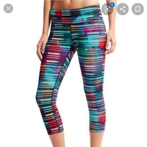 Athlete Laser Beam Sonar Capri Leggings